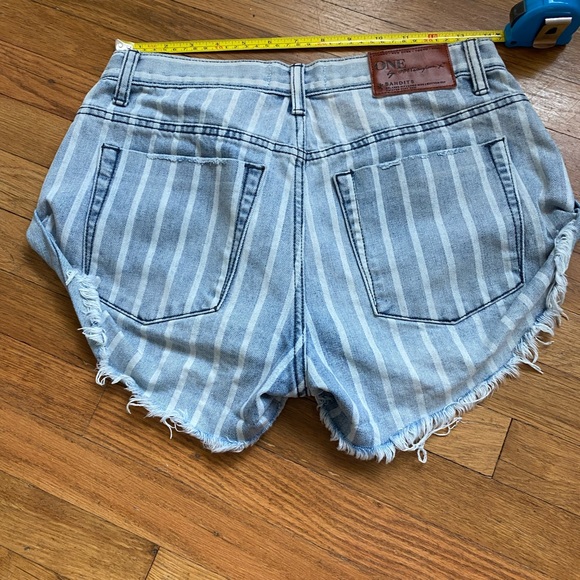 One X OneTeaspoon Rocky Stripe Bandits Shorts - Picture 5 of 9